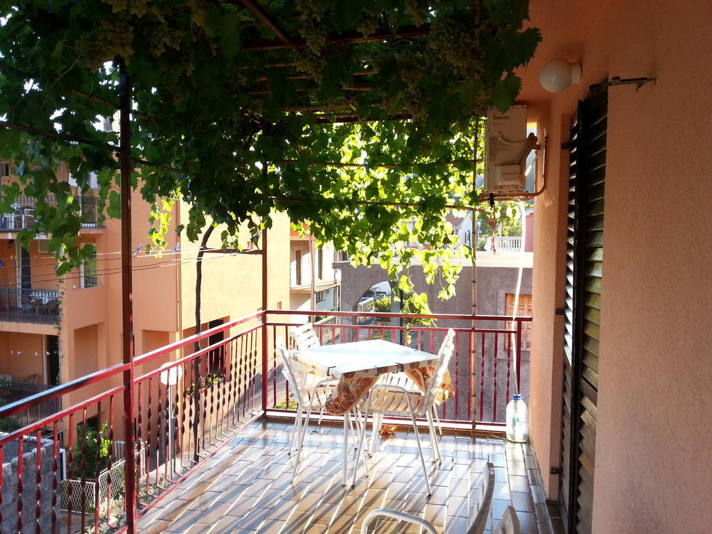 Apartments Kovacevic Petrovac Quarto foto