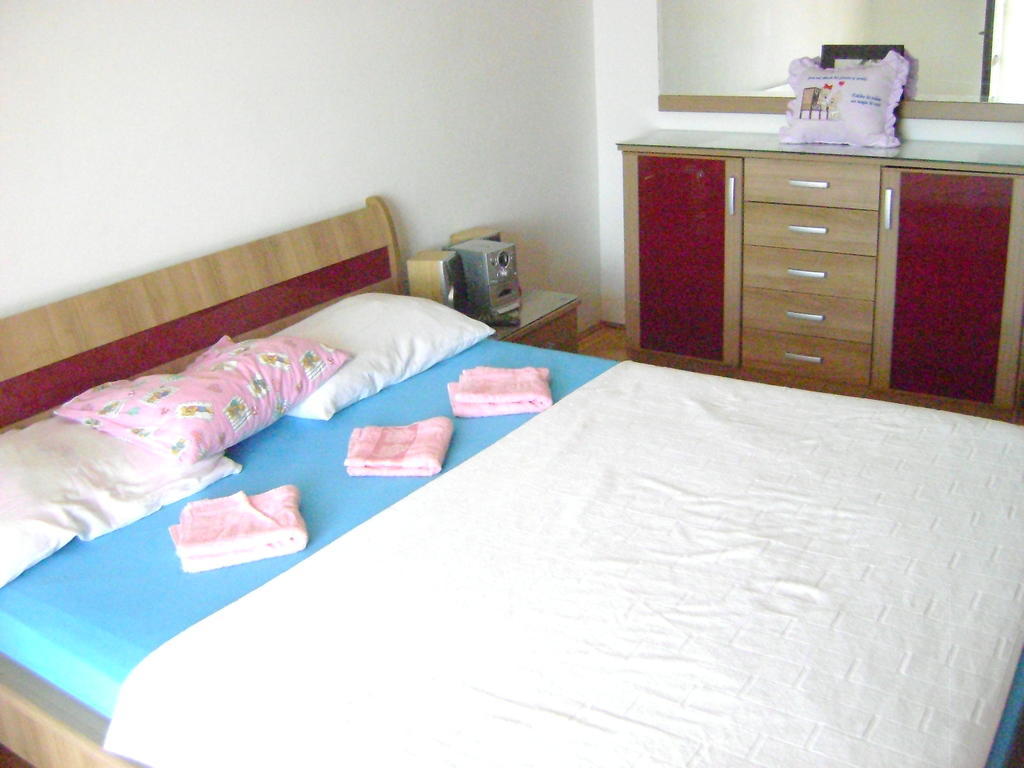 Apartments Kovacevic Petrovac Quarto foto